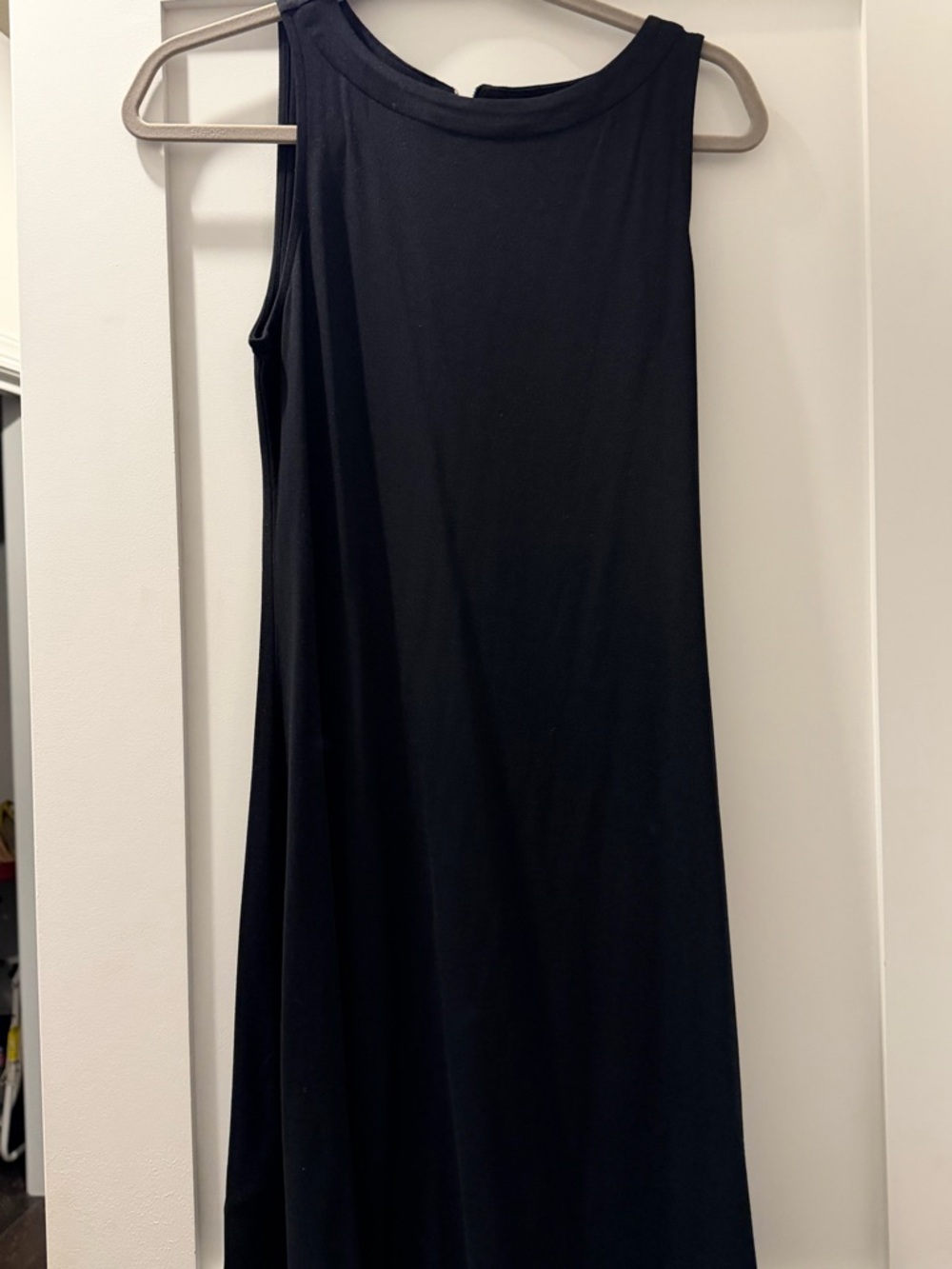 Tommy Bahama Black Sleeveless Midi Dress